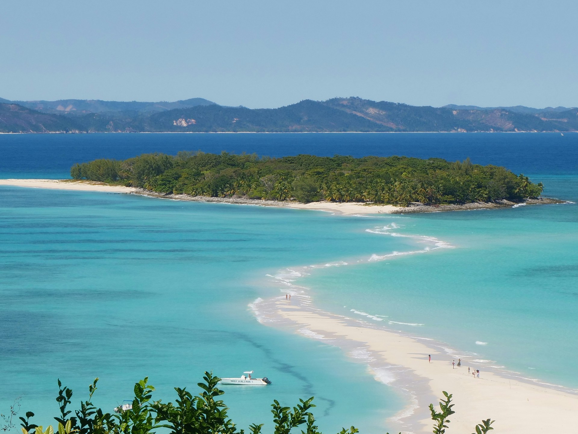 Évasion à Madagascar : Nosy Be, l’île aux parfums, et son hôtel de charme à Ambatoloaka
